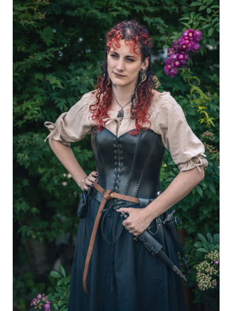 Ledermieder und Stoffcorsagen